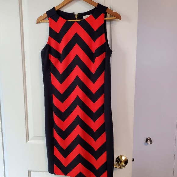 MICHAEL KORS Navy & Coral sleeveless dress (chevron pattern) - Picture 1 of 3